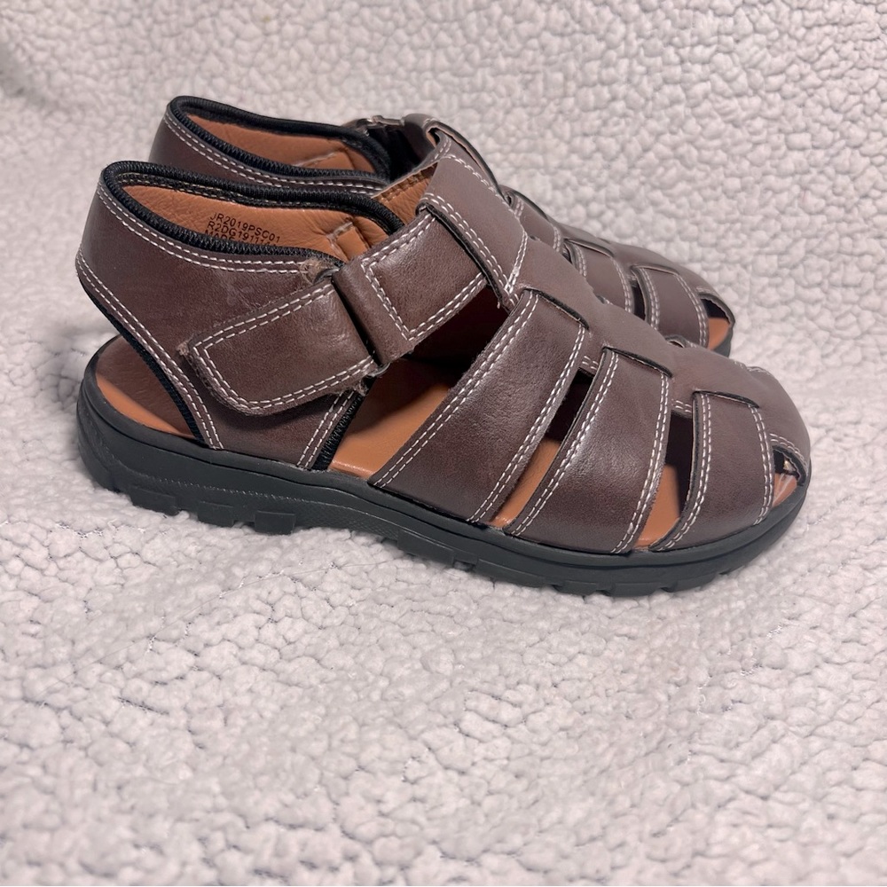 Little Kid Jaxon Fisherman Brown Sandals boys size 1